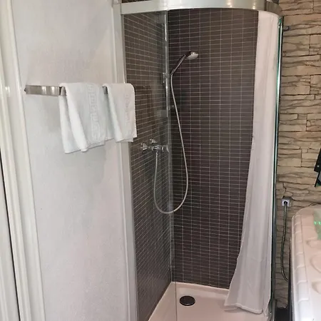 Apartmán Private Sauna Und Whirlpool Wellnessapartment