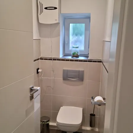 Private Sauna Und Whirlpool Wellnessapartment Apartmán Seeshaupt